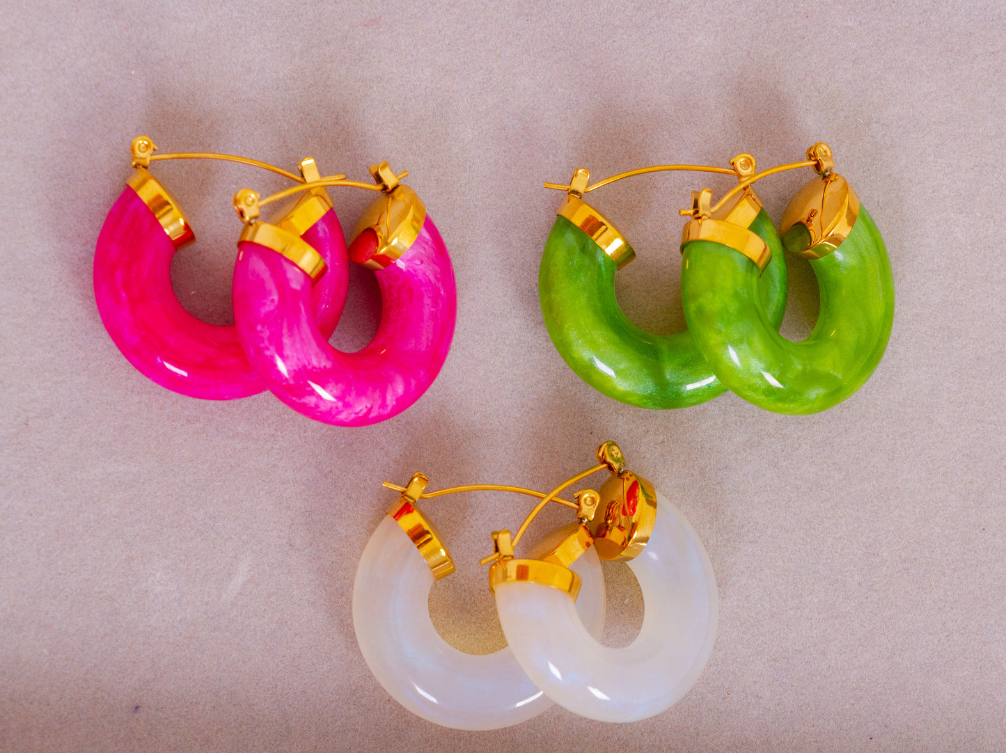 Lyra Milky Hoops