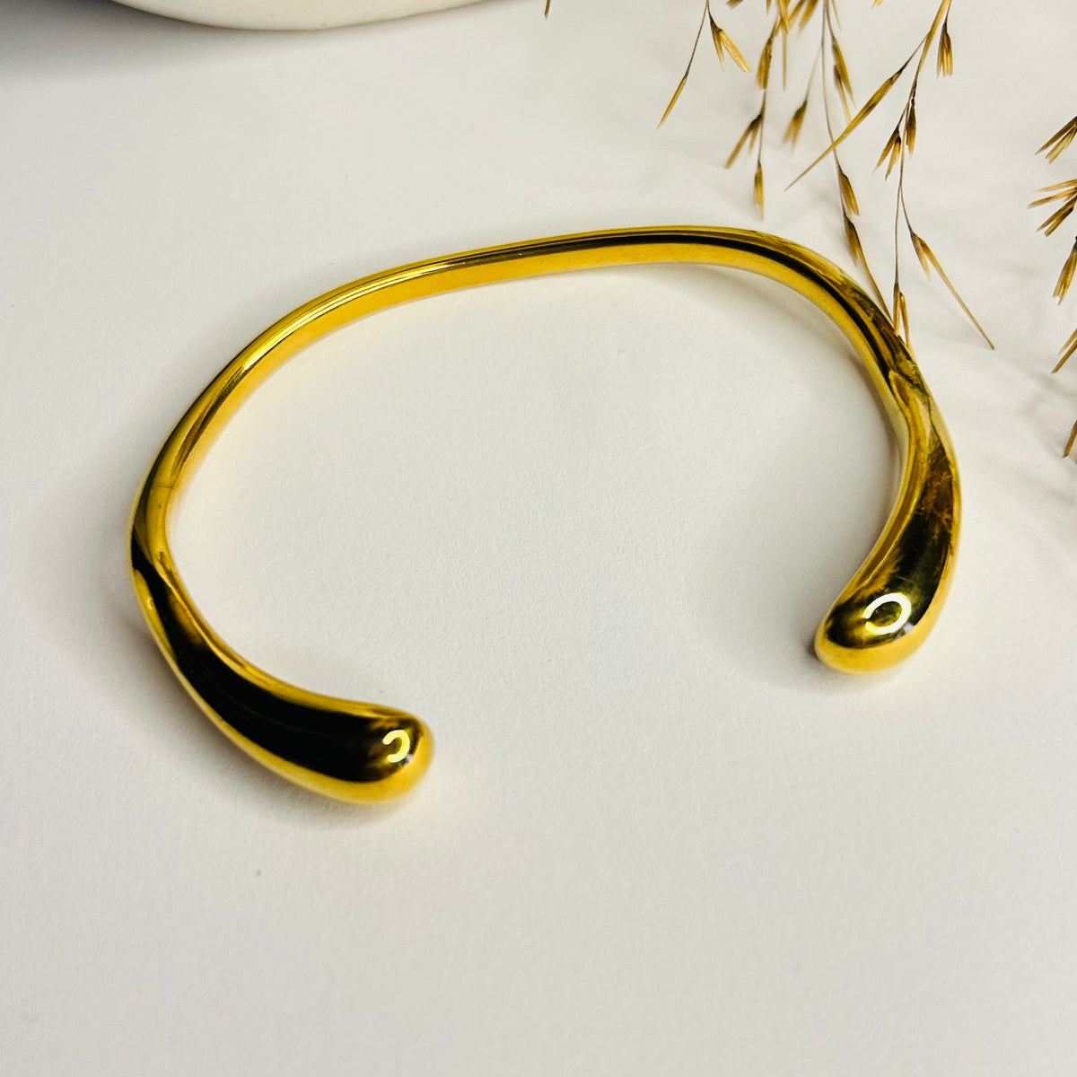 Onxy Basic Cuff