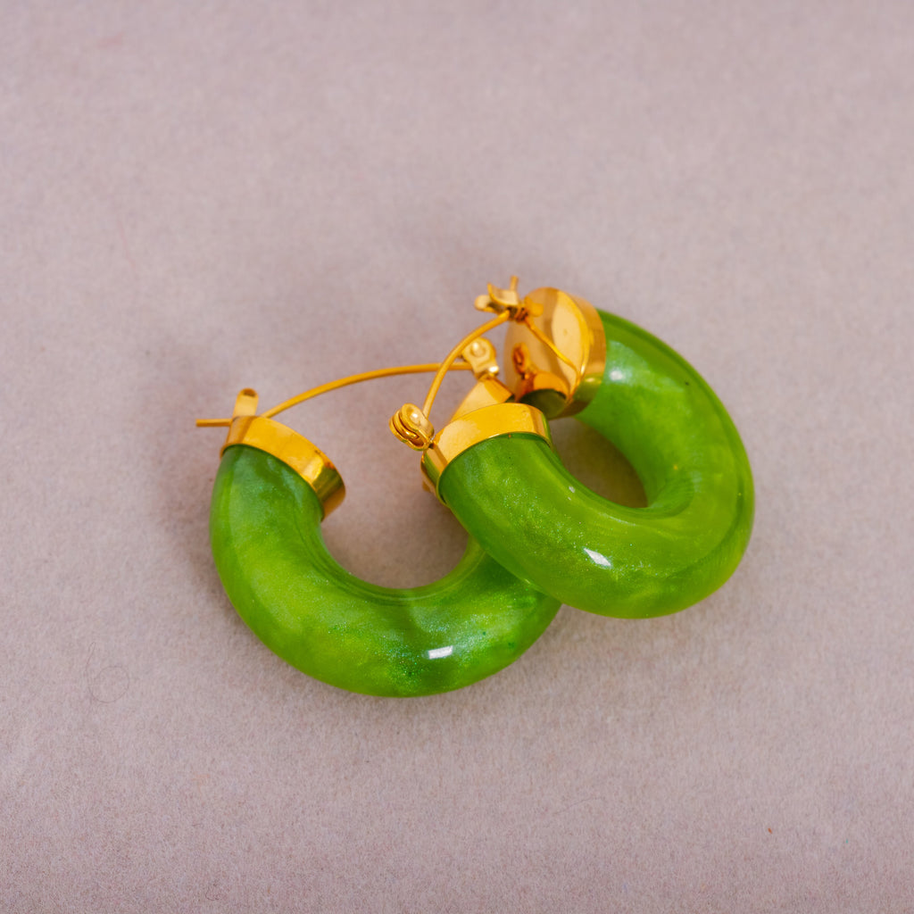 Lyra Milky Hoops