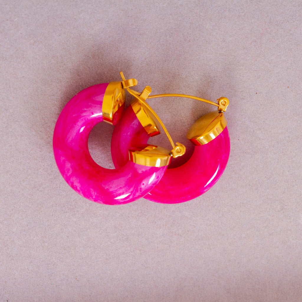 Lyra Milky Hoops